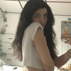 Meet your Posher, Olivia